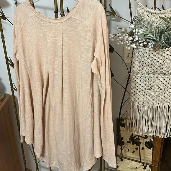 Free People Aria Trapeze long sleeve top in the color Misty Mink. NWT SZ small - Picture 7 of 9